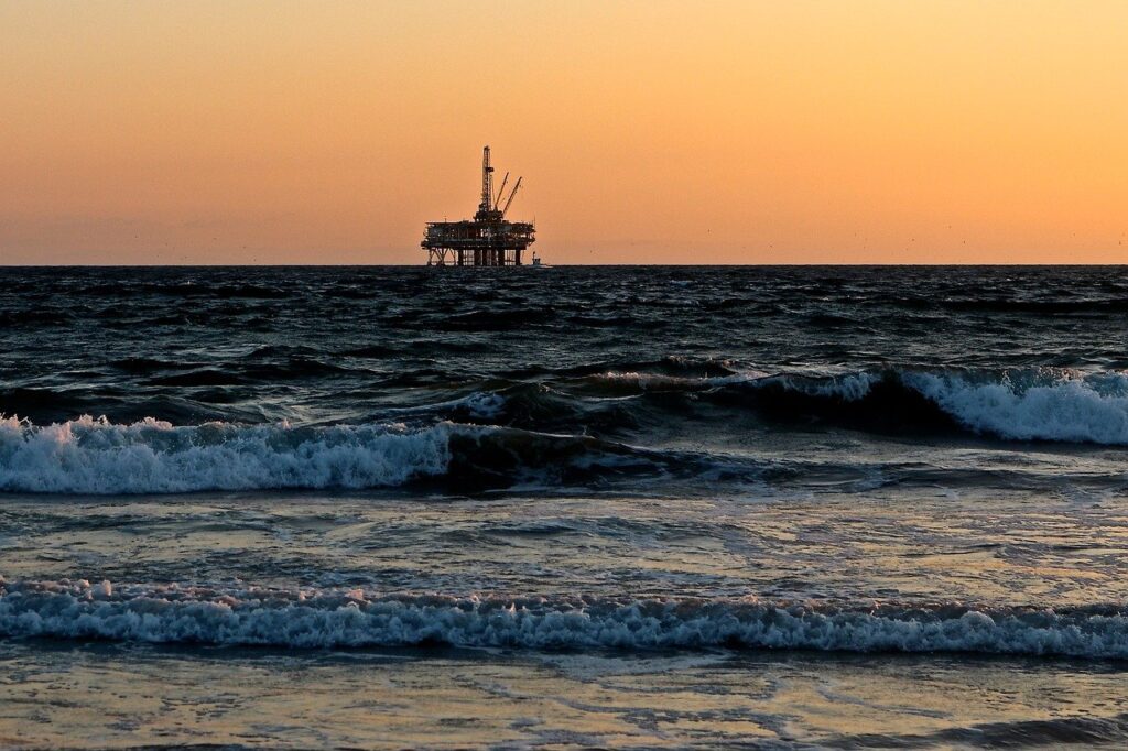 Oil Rig Sea